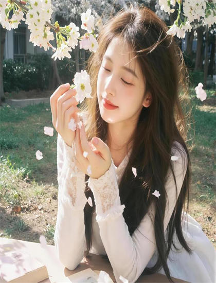 探索《挑战赛》的奥秘：隐藏细节与深层意义